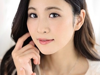 【人妻】おとなの魅力で上品な奥様がAVデビュー♡「見つめ合ってしよ」欲求不満の人妻と不倫NTRエッチ