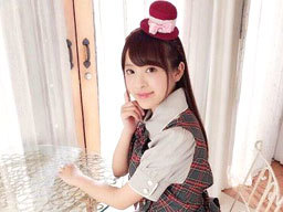 元バク●テの本物アイドルがAV女優になって細マッチョな男優と着衣ハメ