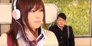【公衆便所×制服着衣】電車で声掛けた制服美少女と、駅の公衆便所でsex！オジサンだけど、学ラン着てます！！