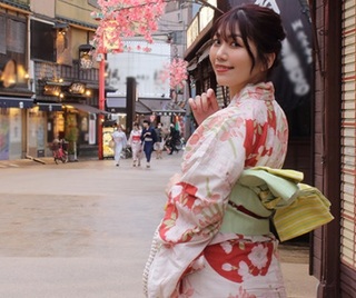 【人妻ナンパ素人】押しの弱さでアソコが疼きセックスレスのせいで不倫エッチを祈願する人妻