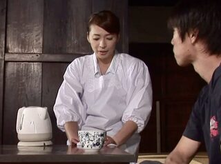 私達の関係は今日だけよ…心配りや奥ゆかしさを持った熟女が男を欲しがって大人の恥を晒す！