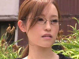 控えめな性格の人妻が刺激を求めて掲示板で巡り合った女とレズSEX