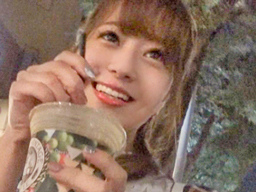 SNSでも話題になっているほどの絶対的美少女な看板娘が…