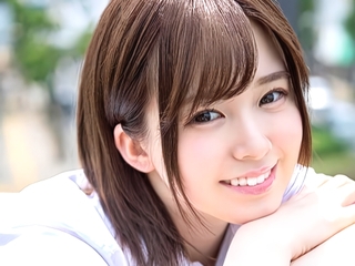 【AVデビュー】「おちんちん入った♡」制服女子がフェラ！おまんこにおちんちん挿入された美少女が教室SEX！