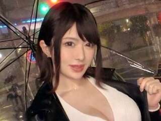 【素人企画】爆乳お姉さんがえちえちSEX！痴女り凄テクの乳揺れ爆震ジュポフェラ！ぷるるんぷるん乳寄せ騎乗位！