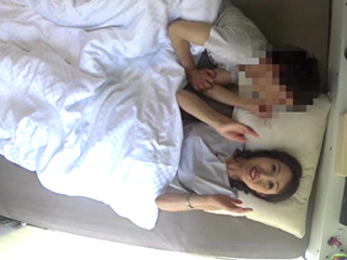 【熟女ナンパ】巨根デカチンが大好きな五十路美熟女を連れ込み！若者に欲情して浮気セックスで絶頂する奥さんの様子を隠し撮り