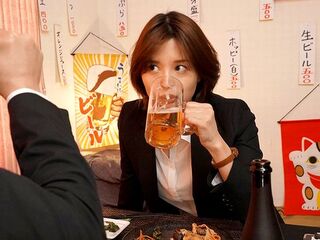 『アンタ…童貞なの？』エロ巨乳な先輩OLのイタズラ誘惑！ドS痴女な淫語手コキで勃起した絶倫デカチンで筆おろし♡＜口内射精＞