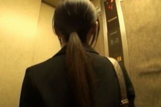 帰宅の瞬間を狙われたOLが自宅に押し込まれて中出しレイプされる 百合川さら