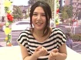 【マジックミラー号】ナンパした二十歳の女子大生を高速振動の電マの刺激でスケベにさせてハメることに成功！