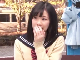Aカップ女子校生がバストアップのマッサージで騙されて巨チンでハメられてしまう