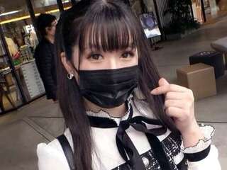 素人企画でパイパンちゃんがえちえちSEX！潮吹きおしっこ連発！メイドコス着エロ乳首責めロデオックス！