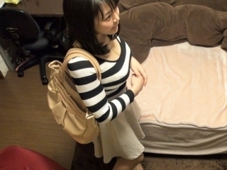 〖人妻ナンパ〗こんな奥さんだったら毎日ヤリまくるでしょ イヤらしいカラダがたまらない