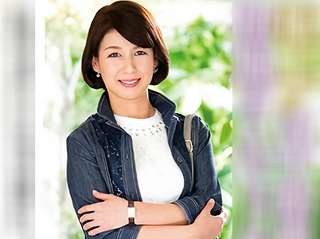 【五十路・人妻熟女】「SEXしたくて…♡」崩れた腹肉・巨乳おっぱいボディが卑猥な美魔女おばさんがデビューでアクメする！
