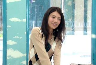 【MM号】人妻が写真モデルで男優と2人きりになって不倫セックスしちゃう 森戸美奈