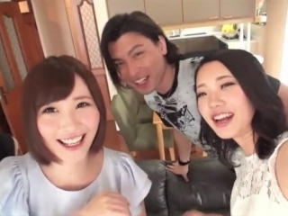 〖ハメ撮り〗カメラ片手にハメまくり おしゃぶりペロペロがいやらしい