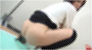【脱糞鑑賞】ニーハイ女子がねちねち音を響かせながら軟便を捻り出す！カレーライス作れそうｗ