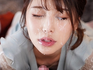 ≪デビュー≫会員制のラウンジで働く癒し系美女♡庶民には会えない高嶺の花の美女とのぶっかけSEX♡