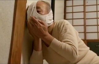 【HENRYドラマ】ワシは息子夫婦と暮らしてるんじゃが寂しい寂しい寡なんじゃ。嫁の善がりだけが楽しみじゃ（ｽｺｽｺ