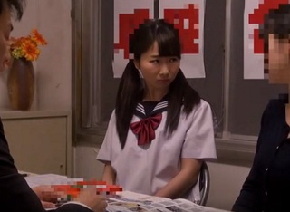 【女子校生パイパン】終始アヘついて泡吹きながら悶えまくって孕ませられる10代娘