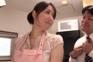 【NTR】熟女人妻(愛乃ゆな)が自宅に招待した夫の同僚に襲われてハメられる