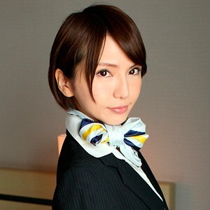 小高あみ