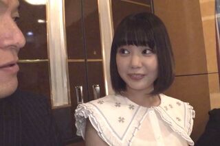 ロリ可愛いJK(桃乃りん)が友達にエッチなおじさんを紹介してもらいセックス