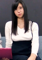 かなさん 27歳 スレンダー美人妻