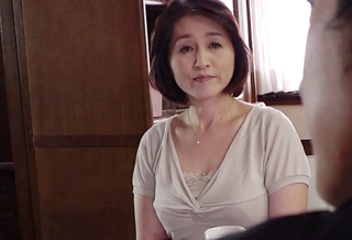 【人妻熟女NTR】「しっかりして…♡」ダメな婿を抱きしめてSEXしちゃうムチムチ巨乳おっぱいの美魔女おばさん！｜近親相姦