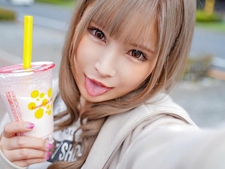 ≪素人ナンパ≫SNS映え大好きなJDをMM号に！口説きまくってカレシに隠れて浮気ＮＴＲエッチ