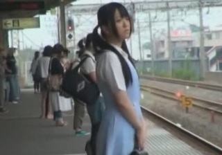 【電車チカン】（やだやだ！出さないでぇぇ！）ムチムチ巨乳おっぱいツインテール・ロリに無理やりハメて膣内射精する！