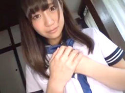 誰もが振り向くような絶世の美少女！セーラー服JKに大量中出し！