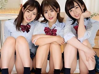 『ウチの兄貴、絶倫だからヤリに来ない？』妹の友達のドSな痴女ハーレム乱交！デカチンM男を襲いデカ尻騎乗位で強制中出し♡