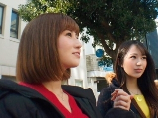 〖素人ナンパ〗2人組だからガードも甘い？先輩後輩の女子大生を口説いて合体