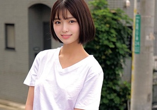 素人ナンパ「うぅ♡すごい気持ちぃ♡」スレンダー美乳おっぱい清純美少女が初めての素股でクリトリスを刺激されチンポ受け入れｗ