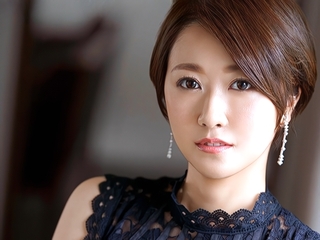 【人妻ｘAVデビュー】結婚9年目の専業主婦がAVデビュー！35歳のショートヘア妻が他人チンポでおまんこ突かれる！