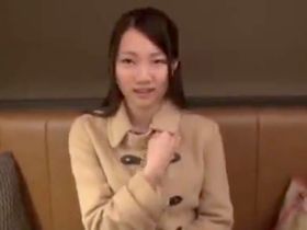 モテナイ君を励ましてくださいとナンパした歯科助手さんに素股をしてもらっていたら…