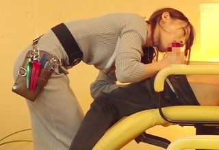 《美容師ギャル》「射精していいよ？♥」スレンダー巨乳おっぱいの美人お姉さんがこっそりバレないように卑猥行為を楽しむｗ