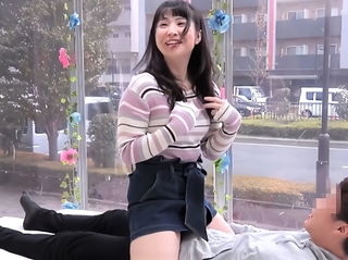 【マジックミラー号】「挿れるだけなら…」パンツ素股からの生素股！女子大生が男友達と本番SEX！【素人ナンパ】