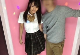 18歳JK制服姿のアイドル級素人とオフパコ！従順美少女のロリマンコかき混ぜる個人撮影