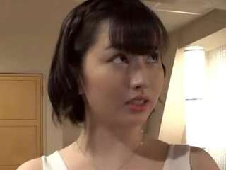 【巨乳×素人】激カワ美人がエロ性交！スパンキングのバックSMプレー！ぷるんぷるん乳揺れ強震おっぱい正常位！