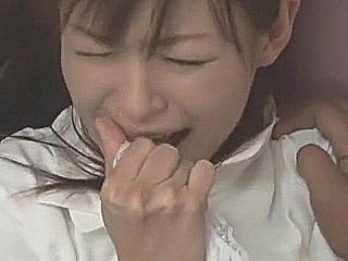 美尻で細身なオフィスレディーたちが銀行強盗犯に狙われ暴行されて三人交尾で性行為！姫野愛 このスリムなカラダがエロ過ぎる！本能のままに生々しくもスケベな部分！