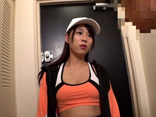 宅配デリバリー娘を巧みに誘ってお風呂でエロセックス！出前を頼んだらナイスボインの巨乳おっぱいエロボディお姉さんが来た！