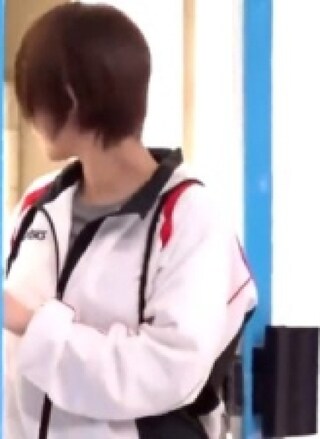ショートカットの激カワ娘が童貞君を筆おろし！脱ぐとすごい隠れデカパイの可愛いJDが優初めての相手になって童貞卒業させてくれる！
