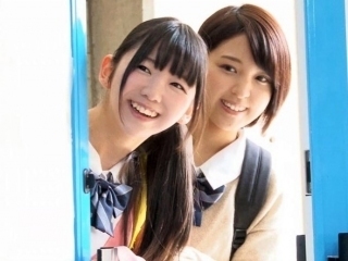 〖素人ナンパ〗ピュアそうな制服娘に医療行為と称してお股洗い そのまま合体しちゃいます