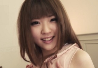 【無修正】現役JDのめちゃカワ美少女が身体捻らせながらイキ悶える生中SEX
