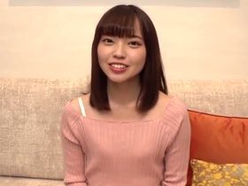 ナンパされた貧乳女子大生が狭いお風呂で混浴体験！なし崩しエッチに持ち込み最後は中出し！