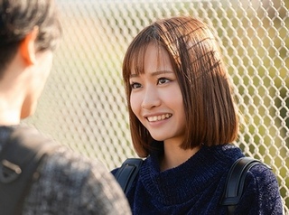 「ずっと…好きでした♡」在学中から教師に想いを寄せていた美少女がラブラブ中出し♡