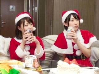 〚素人ナンパ〛真冬の夜にエロい姿で町往く二人をインタビューと称して口説いて合体