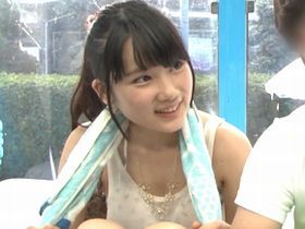 幼くみえて結構ダイタン！？彼氏のすぐそばでマッサージ師とナマで浮気する20歳ロリかわJD！マジックミラー号