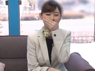 心優しいCAを口説いて素股♡素股でぬるっと挿入してセックス!フライト終わりのCAとの濃厚セックス!
